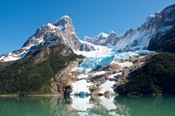 glaciar-balmaceda-y-serrano