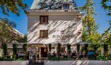 Hotel_Bonaparte1